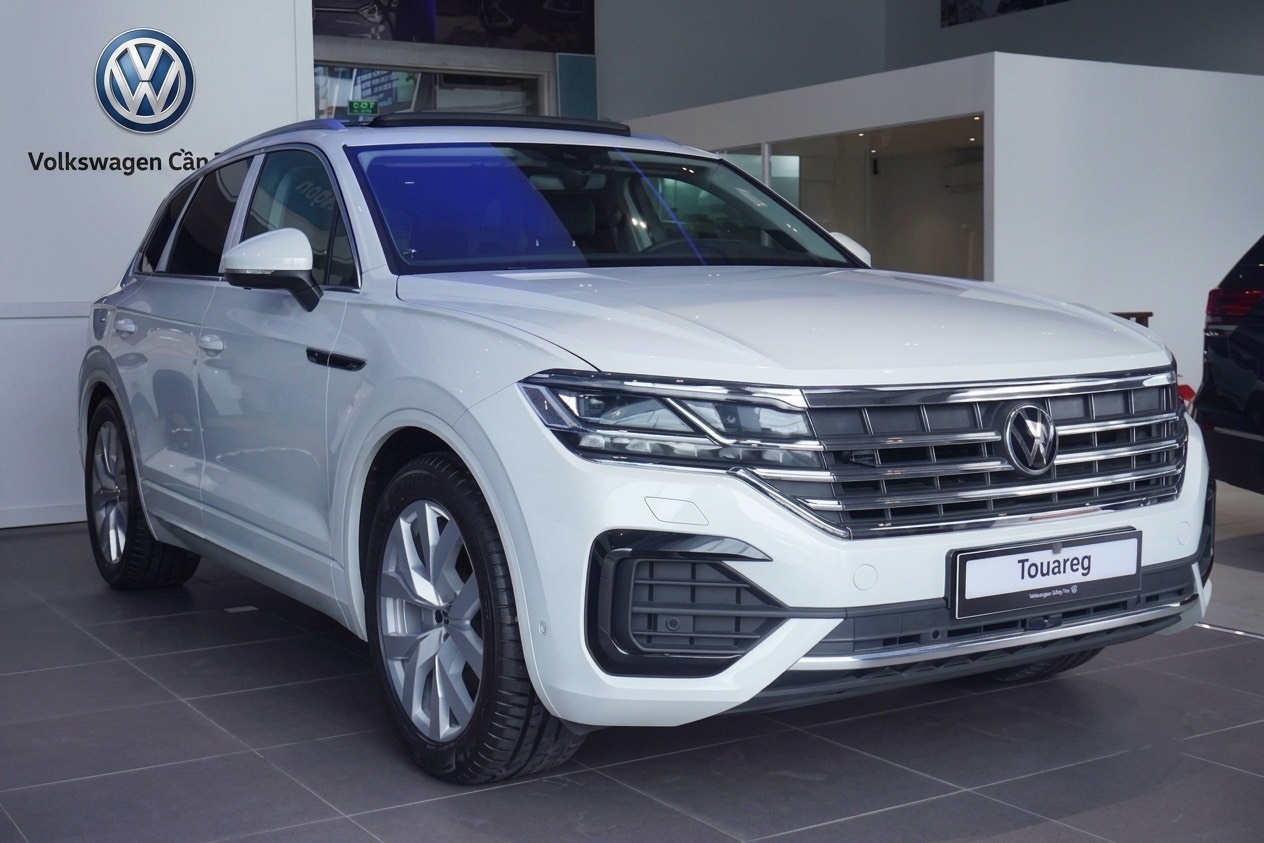 Đầu xe Volkswagen Touareg