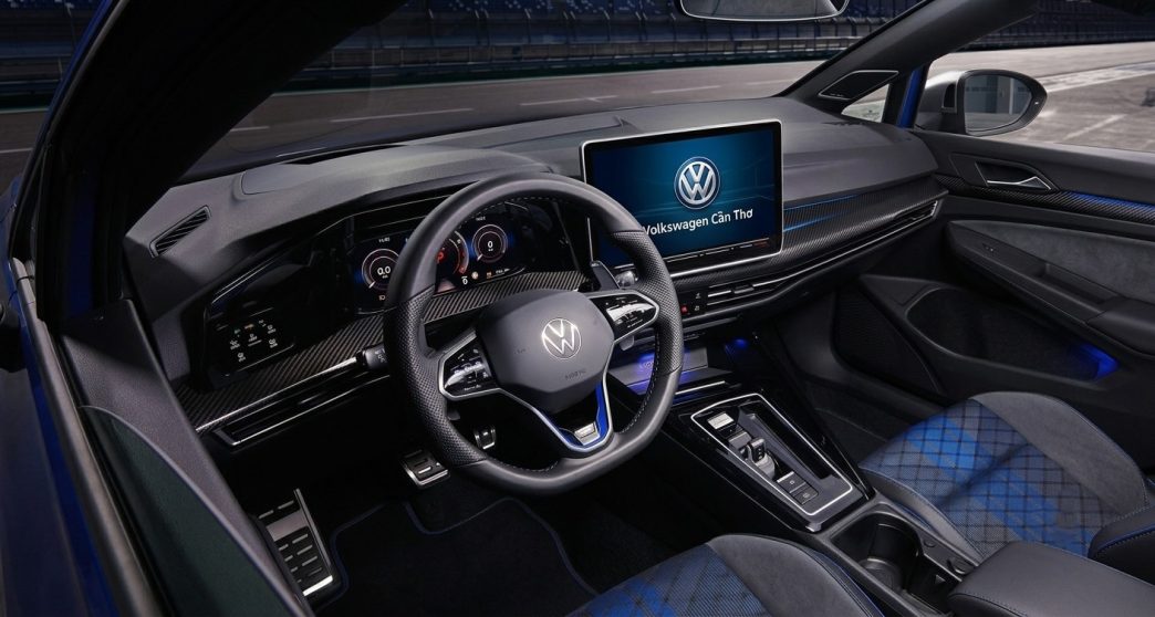 Nội thất treen volkswagen golf r