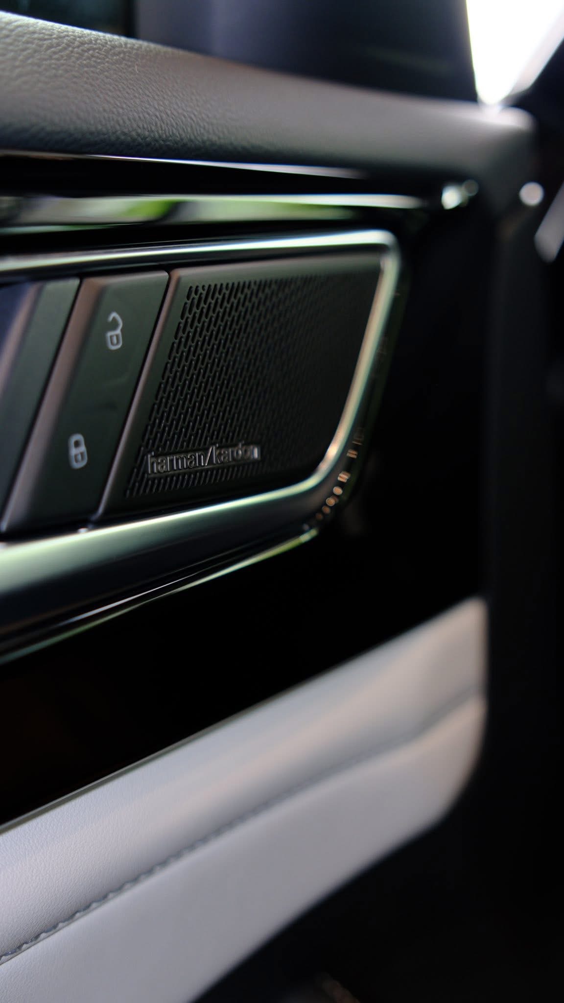 Hệ thống loa HarmanKardon trên Volkswagen Teramont President