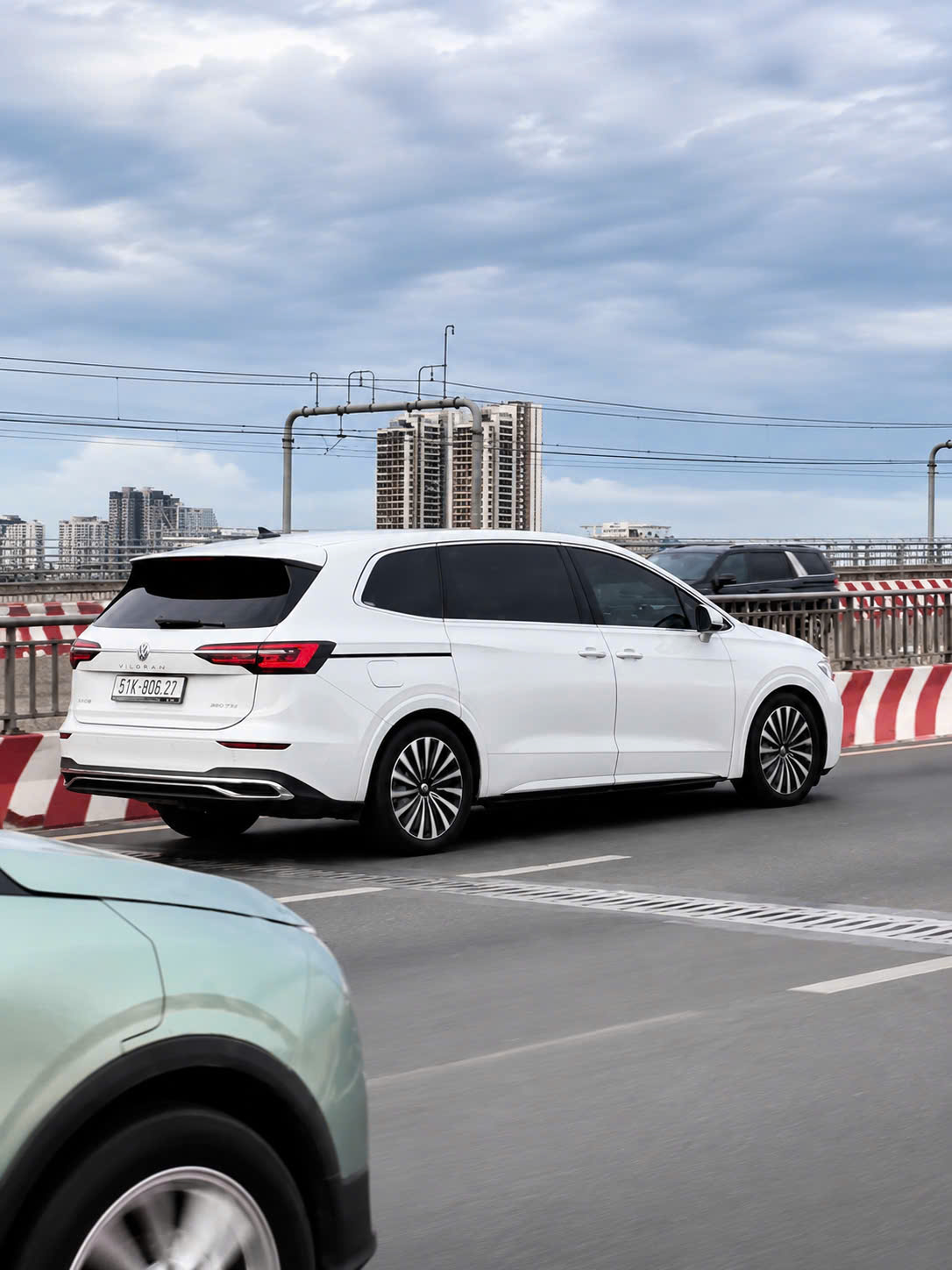 Volkswagen vận hành trên đường